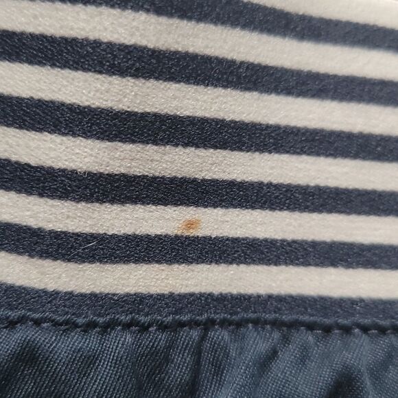 Rare Nike navy shorts - Picture 7 of 7